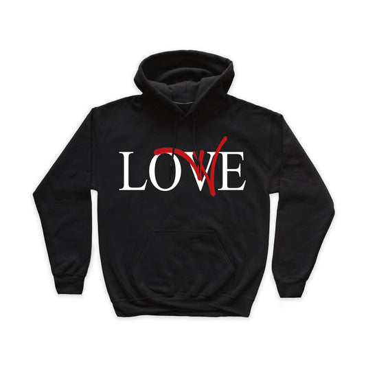 Felpa nera con stampa grande nel fronte della scritta LOVE in bianco con W rossa sovrapposta alla lettera V