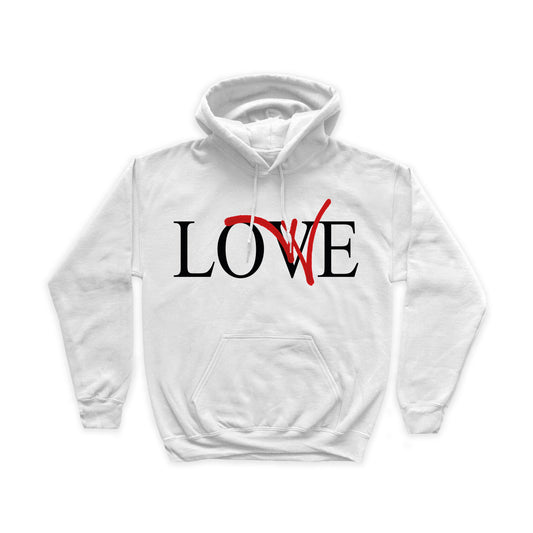 Felpa bianca con stampa grande nel fronte della scritta LOVE in nero con W rossa sovrapposta alla lettera V